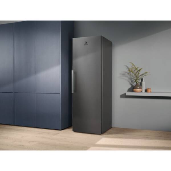 Electrolux Tek Kapılı Soğutucu 380 Lt Seri Sonu (LRC5ME38X2) - 7