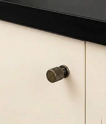 Özen 9130 Modeli Düğme Kulp Antik Sarı (Ö9130-D-94) - 1