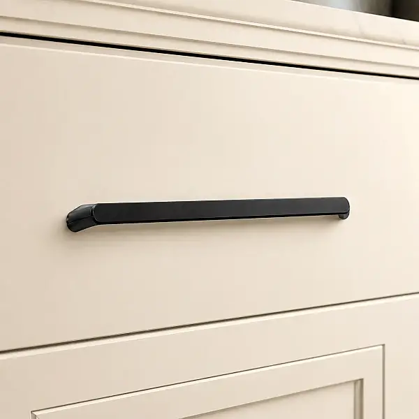 Özen Mobilya Kulbu Siyah Renk 160mm Kulp (Ö551-160-02) - 2
