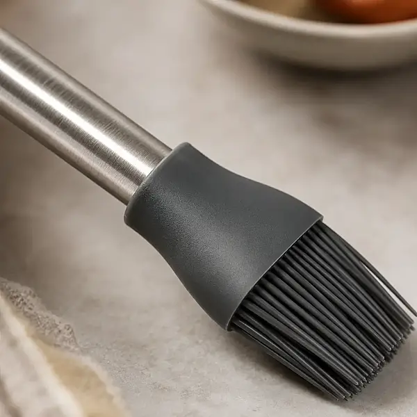 Paslanmaz Çelik Kulplu Silikon Fırça 26,5 cm (AK.JF170481240) - 3