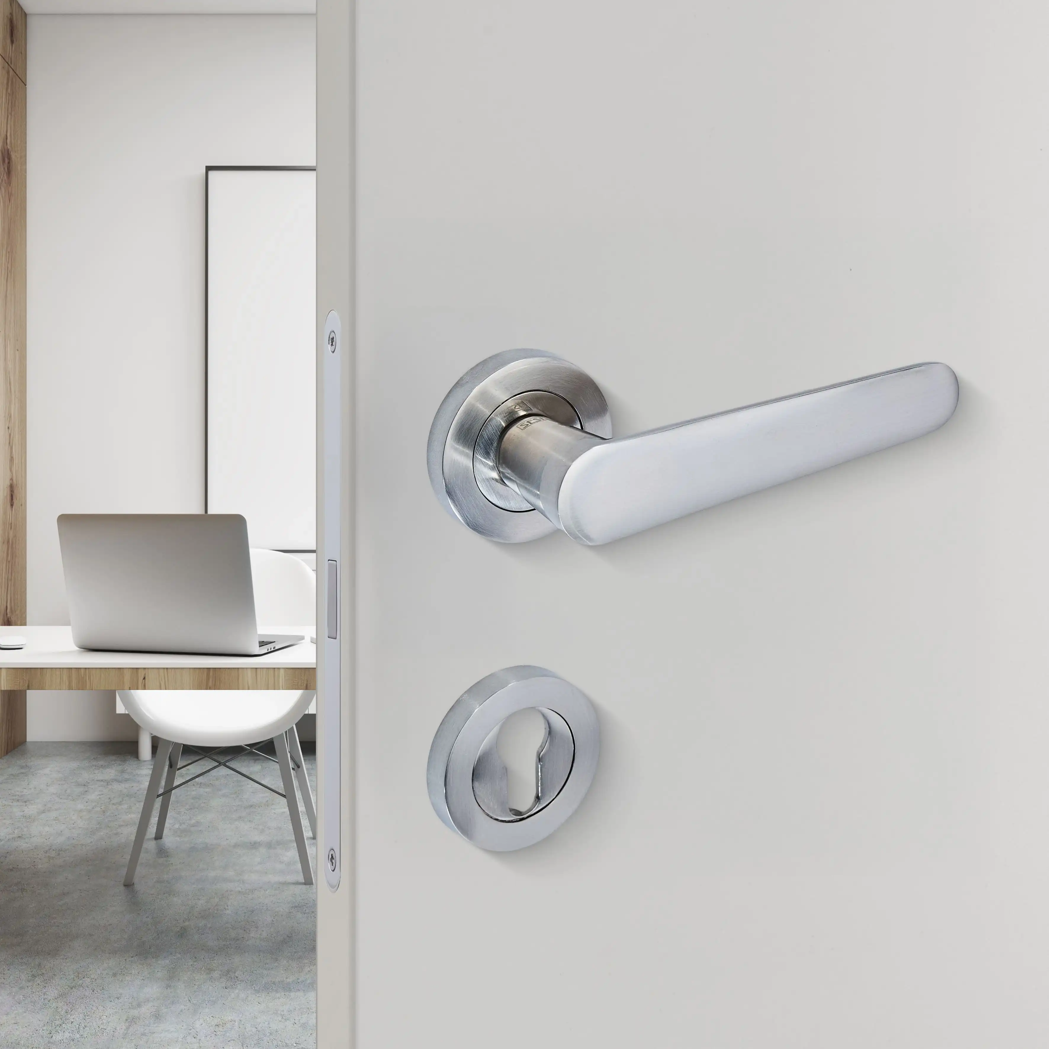 Sese Ada Modeli Yale Rozetli Kapı Kolu Inox Renk (200-204R-03-53) - 1