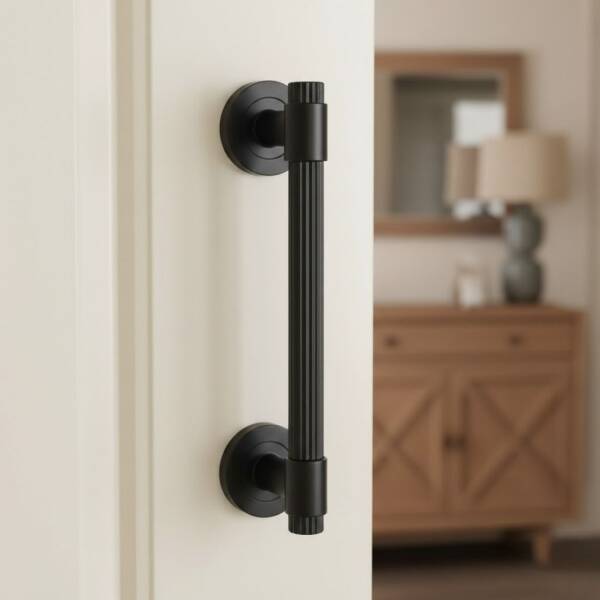 Sese Bade Modeli Çekme Kapı Kolu Siyah Renk Kol 25cm (202-50-25-02) - 1