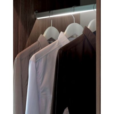 Sese Ledli Hareket Sensörlü Pilli Dolap Askı Borusu (*50-70cm Arası) - Sese