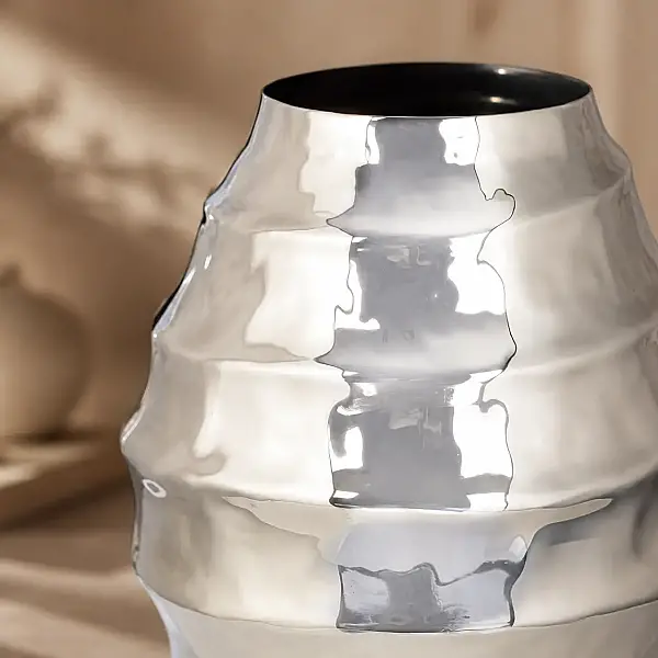 Silver Dalgalı Vazo 24*31 cm (AK.JA0136) - 2