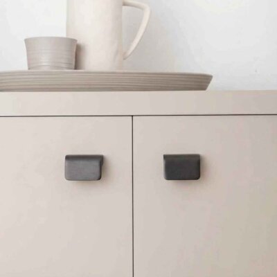 System Mobilya Kulbu Fırçalı Füme Renk 32mm Kulp (SY1743 0032 ELX1) - System