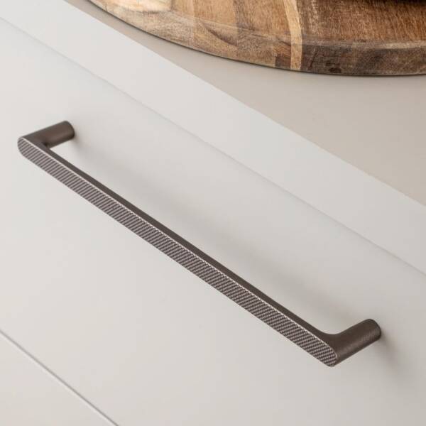 System Mobilya Kulbu Fırçalı Bronz Renk 224mm Kulp (SY4732 0224 ELX3) - 1