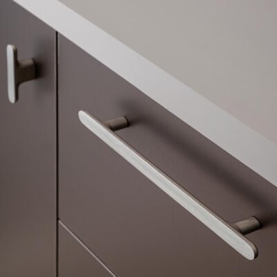 System Mobilya Kulbu Fırçalı Saten Renk 192mm Kulp (SY4740 0192 ELX2) - System