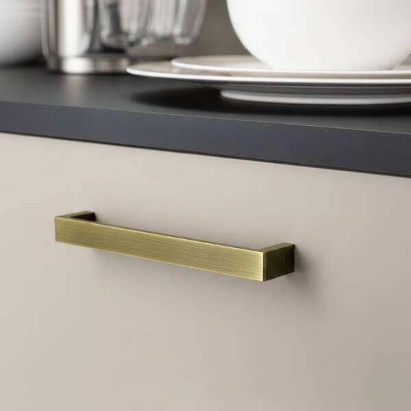 System Mobilya Kulbu Antik Renk 192mm Kulp (SY6250 0192 ABM) - 1