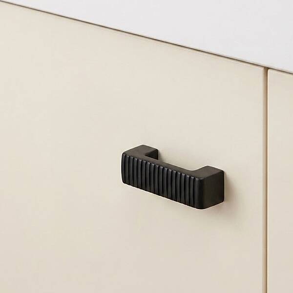 System Düğme Mobilya Kulbu Siyah Renk 32mm Kulp (SY6721 0032 AL6) - 1