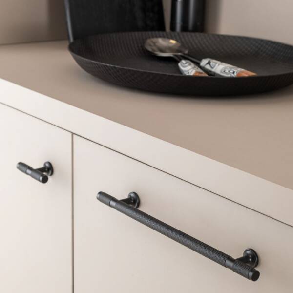 System Düğme Mobilya Kulbu Siyah Renk 8mm Kulp (SY8996 0008 AL6-AL6) - 1