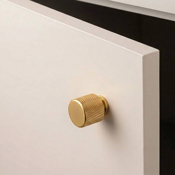 System Düğme Mobilya Kulbu Mat Altın Renk 8mm Kulp (SY1965 0008 BB) - 1