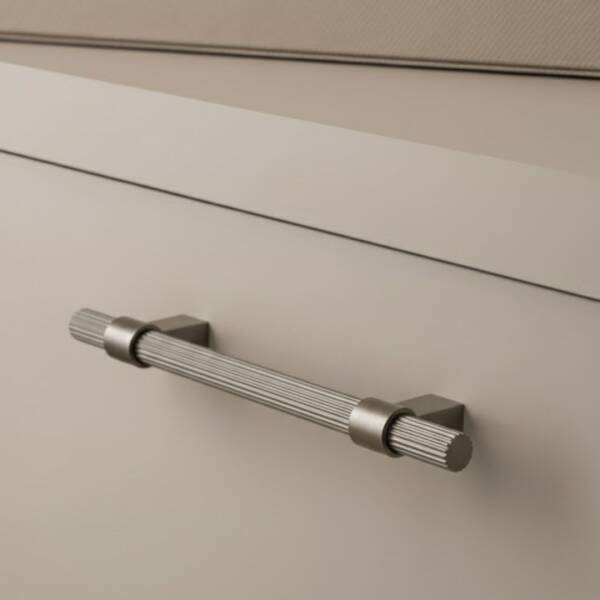 System Mobilya Kulbu Füme Renk 192mm Kulp (SY8990 0192 BBN-BBN) - 1