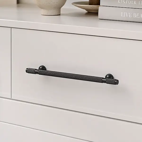 System Mobilya Kulbu Füme Renk 320mm Kulp (SY8998 0320 BBN-BBN) - 1