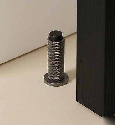 System Kapı Stoperi Yapışkanlı/Vidalı Füme Füme Renk (DS1019 0032 BBN-BBN-P6) - System