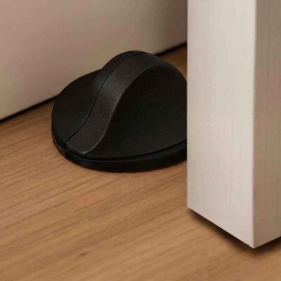 System Kapı Stoperi Siyah Renk Plastik Yapışkanlı/Vidalı (DS1000 0045 AL6-P6) - System