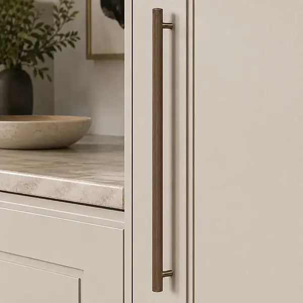 System Mobilya Kulbu Fırçalı Bronz Renk 960mm Kulp (SY9733 0960 ELX3-ELX3) - 1
