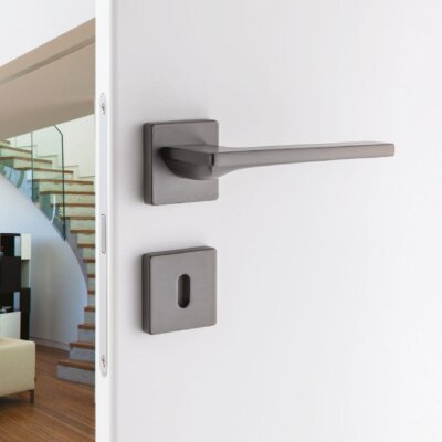 System Sarp Kapı Kolu Füme Renk (HA209RO11 BBN) - System