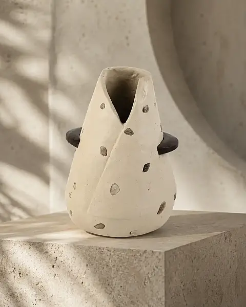 Vitale Nil Hamur Delikli Vazo 25*18*18 cm(AK.KV0562) - 1